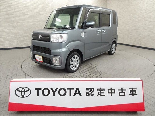 トヨタカローラ兵庫の中古車をご覧いただきありがとうございます。2021年式・ピクシスメガです。当社の中古車販売エリアは兵庫県のみとなります。