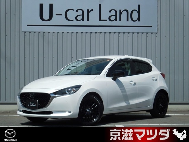【マツダデザイン】　クルマを単なる移動手段だけでは終わらせない。それ自体に魂が宿った様な、躍動感溢れるボディ造形を目指しました。