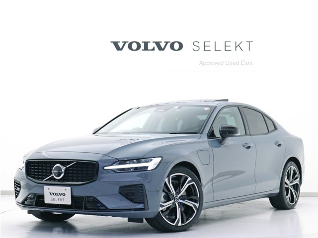 2023年モデル『S60 Recharge Ultimate T6 AWD plug-in hybrid』PHEV 社内使用車 パノラマサンルーフ 前後純正ドラレコ駐車監視 harman/kardon サンダーグレーメタリック 19AW【グループ　総在庫300台！ 】