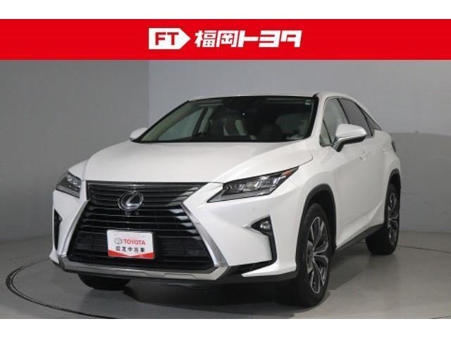 ディスプレイオーディオ、バックモニター、シートメモリー、ドライブレコーダー、クルーズコントロール、ETC、衝突被害軽減システムが付いた安心のRX300！！