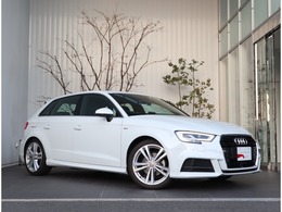 アウディ A3スポーツバック 30 TFSI スポーツ Sラインパッケージ LED　アシスタンス　バーチャルCP　18AW