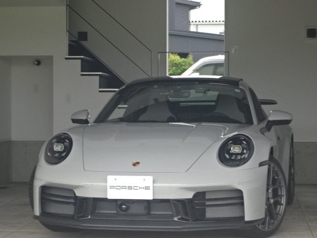 911カレラ PDK 左H 正規ディラー車　純正スポーツエアロキット　992-2後期　クレヨンカラー　ガラスサンルーフ