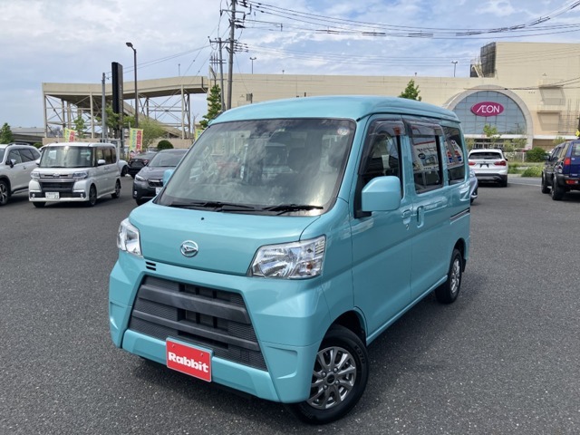 この度は当店の在庫車両をご覧いただき、ありがとうございます。お車の装備、その他サービスに関しましては、画像下の説明文をご覧ください♪