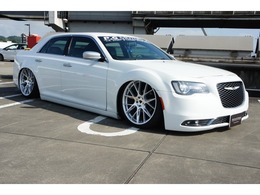 クライスラー 300 リミテッド ブラックダイヤ22インチアルミホイ-ル・テ