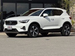 ボルボ XC40 アルティメット B4 AWD 4WD 新車5年間保証 パノラマガラスサンルーフ