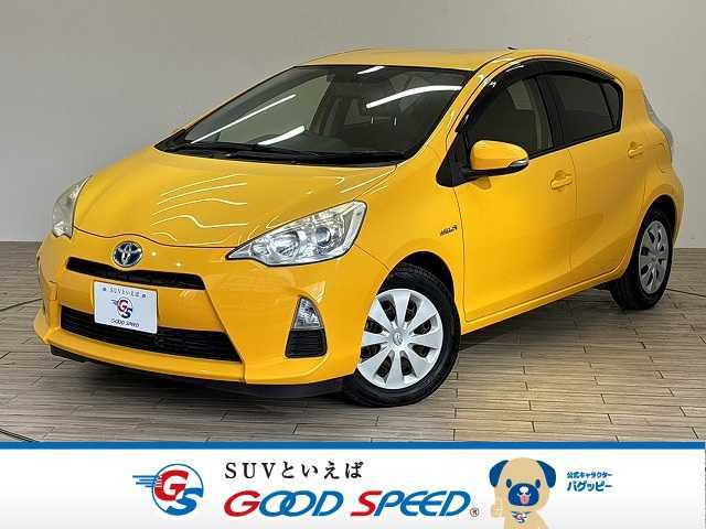 フルセグナビ　シートヒーター　ステアリングスイッチ　横滑り防止機能　ウィンカーミラー　オートライト　オートエアコン　プッシュスタート　電動格納式ミラー　Bluetooth　バックカメラ　ETC　スマートキー