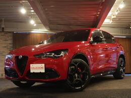 アルファ　ロメオ ステルヴィオ 2.0 ターボ Q4 コンペティツィオーネ 4WD 