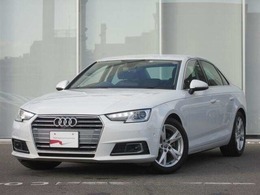 アウディ A4 1.4 TFSI スポーツ アシスタンスP・バーチャルコクピット