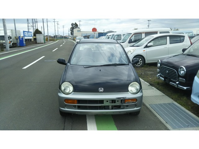 お支払い総額の中には車検、12ヶ月点検、登録費用（県外は別途です）車検に関係する箇所の部品交換、修理、調整等の料金は含んでます。車検なし現状販売OKです。価格応相談です。次へ→