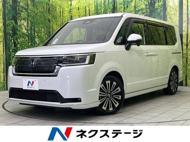 後席モニター　純正11型ナビ　全周囲カメラ　7人乗り　禁煙車　ドラレコ