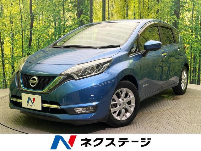 純正SDナビ　全周囲カメラ　衝突被害軽減システム　禁煙車