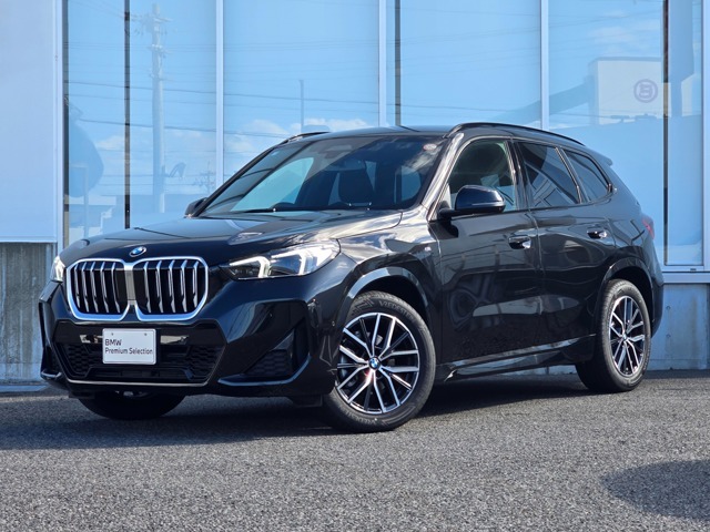 この度は弊社認定中古車をご覧いただき誠にありがとうございます。弊社はBMW 正規ディーラーですので遠方のお客様も安心してご購入下さい。ご不明な点がございましたらお気軽にお申し付けください。