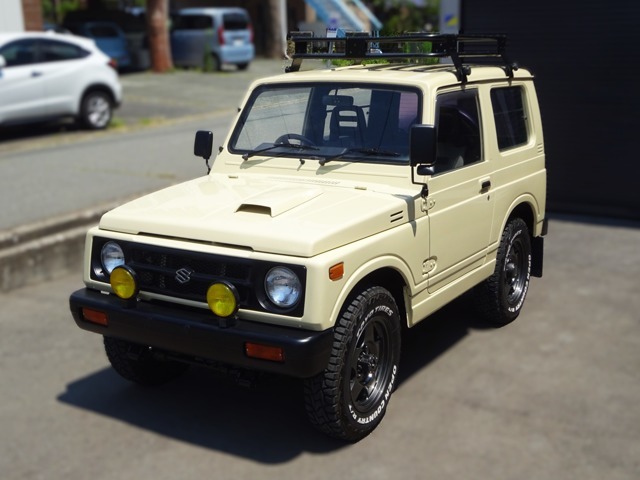 純正16インチAW　momoステアリング　ルーフキャリア　TOYOオープンカントリー　TANIGUCHIスライドシートレール