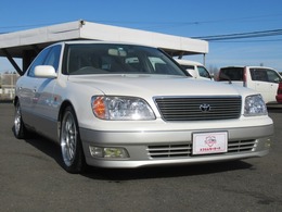 トヨタ セルシオ 4.0 C仕様 BBS18インチAW エアサスコントローラー