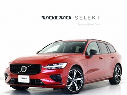 ボルボ V60 リチャージ アルティメット T6 AWD プラグイン ハイブリッド 4WD PHEV サンルーフ Google harman/kardon