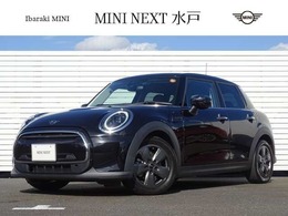 ミニ ミニ クーパー 5ドア DCT 正規認定中古車　1オーナー　禁煙車　クラ