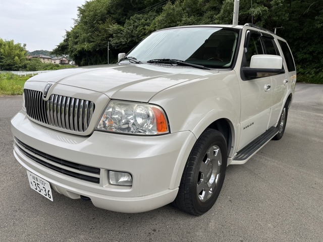 リンカーン ナビゲーター 5.4 4WD 2008年 18.0万キロ (岐阜県