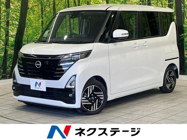 両側電動スライド　純正9型ナビ　全周囲カメラ　エマージェンシーブレーキ