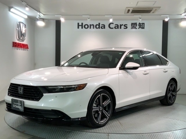 全国納車可 第三者機関証明書付 Honda SENSING 新車保証 試乗禁煙車 純正ナビ フルセグRカメラ マルチビュ-BTオーディオETC LEDライト装備のアコードハイブリッド e:HEV入庫！