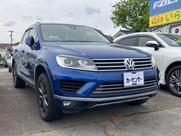 フォルクスワーゲン トゥアレグ V6 4WD 本革電動 車検令和8年8月 全周囲カメラ