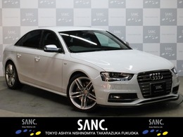 アウディ S4 3.0 4WD 後期モデル 禁煙 茶黒レザーシート シート