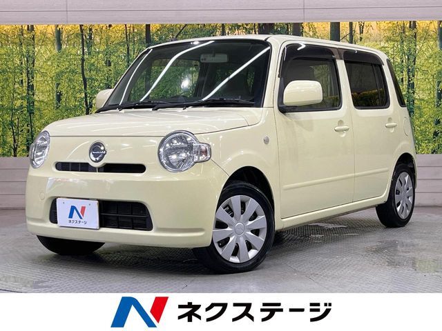 SDナビ　禁煙車　アイドリングストップ　ETC　Bluetooth　CD