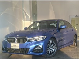 BMW 3シリーズ 320i Mスポーツ ハーフレザーシート・18インチアルミ