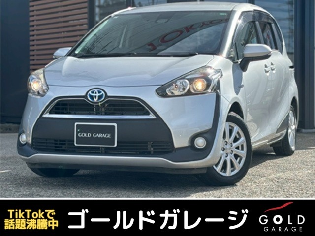 両側パワースライドドア トヨタセーフティーセンス シートヒーター バックカメラ 前方ドライブレコーダー オートハイビーム レーンキープアシスト Bluetooth接続 三列シート 社外アルミホイール15インチ 純正ナビ
