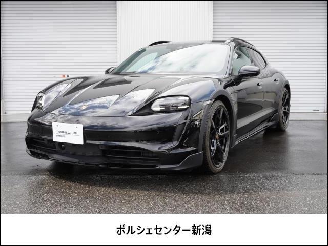 2024年式　Taycan 4 Cross Turismo　右ハンドル入庫いたしました。