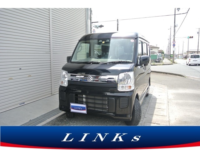 この度は、当社のお車をご覧頂き誠にありがとうございます。お車の状態や、装備の詳細は無料通話のフリーダイヤル0078-6002-312370へご連絡ください。担当者がご案内させていただきます