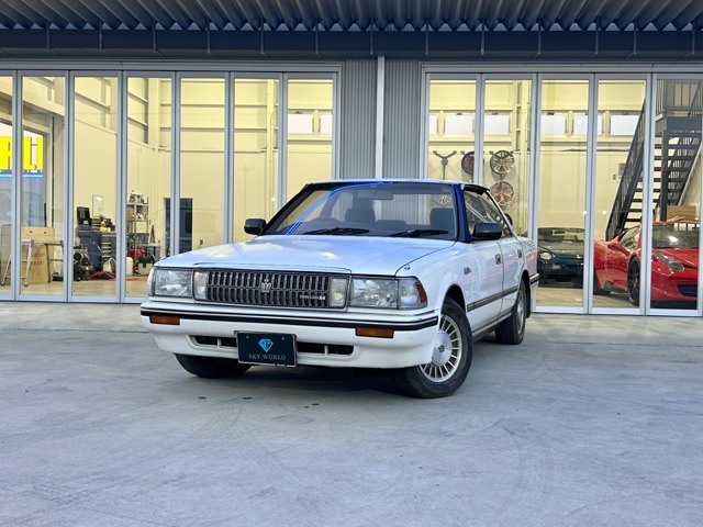 トヨタ クラウン 2.0 ロイヤルサルーン 1988年 8.1万キロ (茨城県) SKY