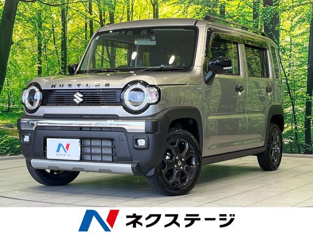 4WD　ディスプレイオーディオ　衝突軽減装置　レーダークルーズ　禁煙車