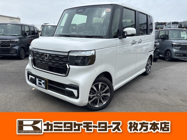 ボンネットの中もキレイです☆