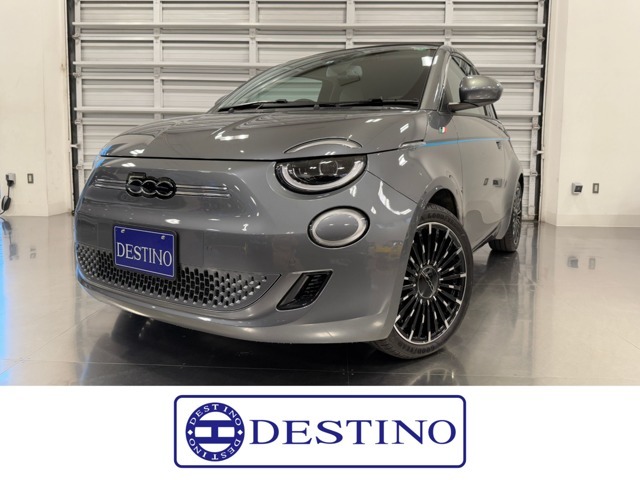 2022年　FIAT　500eオープン　アイボリーレザーシート　実走行700km　車検は切れていますので取得にてご案内　是非お問い合わせ下さい