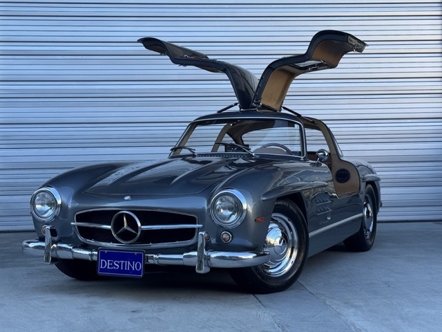 メルセデス　ベンツ SL 300　クラッシック　コレクション　テーブルクロック Amazon.co.jp: 1 24 メルセデスベンツ 300SL 塗​​装済み合金製車