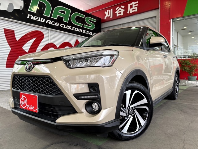 こちらのお車はアップル刈谷店にて展示中です♪愛知県安城市緑町1-16-10♪0566-71-1311♪遠方の方もお気軽にご連絡下さい！ご来店前に一度ご連絡下さい♪