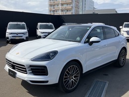 ポルシェ カイエンクーペ プラチナ エディション ティプトロニックS リアセンターシート 4WD ワンオーナー/パノラミックSR/スポーツエグ