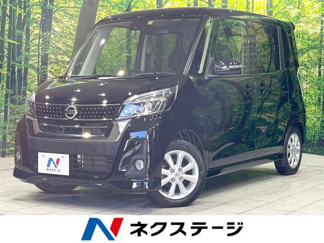 禁煙車　純正ナビ　インテリジェントエマージェンシーブレーキ　スマートキー