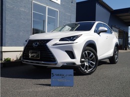 レクサス NX 300h バージョンL 4WD 純正ナビ　テレビ　バックカメラ　サイドカ