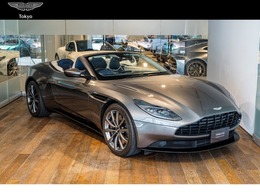アストンマーティン DB11ヴォランテ V8 マグネティックシルバー