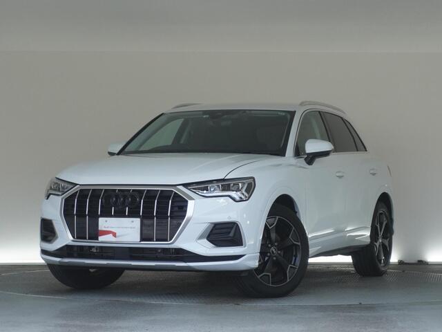 2001年オープン。　Audi正規ディーラーとして最も歴史のあるAudi 江戸川は、2フロアに分かれるガラス張りのショールームです。