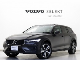 ボルボ V60クロスカントリー アルティメット B5 AWD 4WD サンルーフ B＆W Google ドラレコ 48V 19AW