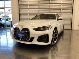 BMW i4 eドライブ40 Mスポーツ 法人ワンオーナー　ブラックレザー　19AW