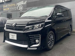 トヨタ ヴォクシー 2.0 ZS 