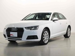 アウディ A4 2.0 TFSI ACC TV　LEDヘッドライト　1オーナー