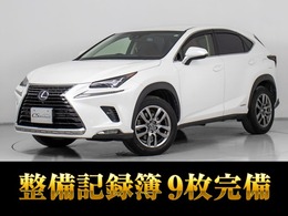レクサス NX 300h バージョンL 4WD 禁煙/後期/記録簿9枚/赤本革/全画面SDナビ