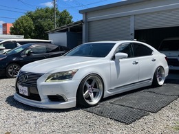 レクサス LS 460 バージョンL サンルーフ・本革パワーシートヒーター・ド