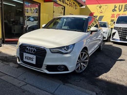 アウディ A1 1.4 TFSI シリンダー オン デマンド ハーフレザー　ナビ　TV