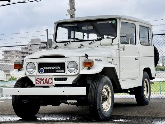 この度は、数ある車販売店の中から弊社在庫車両をご覧いただき誠にありがとうございます。丁寧かつ迅速なご対応をさせて頂きますので、お気軽にお問合せください！