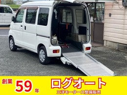ダイハツ ハイゼットカーゴ 660 スローパー リヤシートレス仕様 折り畳み補助シート付き 福祉車両/車いす移動車/走行1.9万キロ